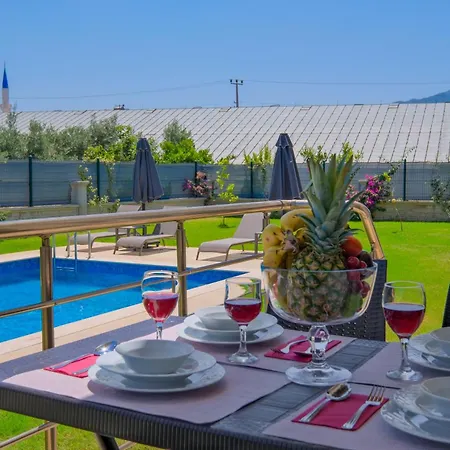 Pineapart-1 With Pool And Big Garden Apartment *